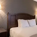 Woodcrest Hotel Cupertino